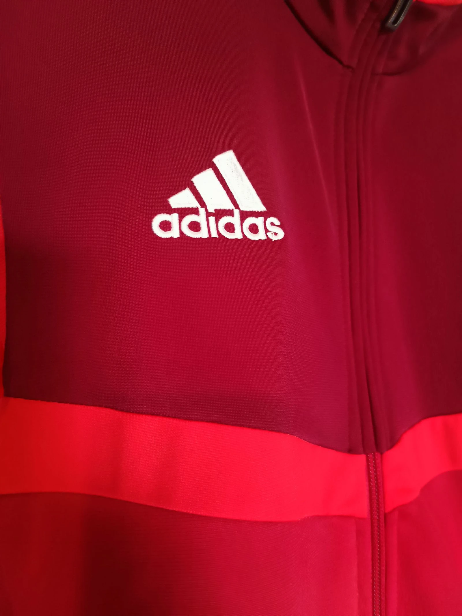 Adidas unisex zip-up tracksuit jacket size XS in very good condition, red and white – photo 3